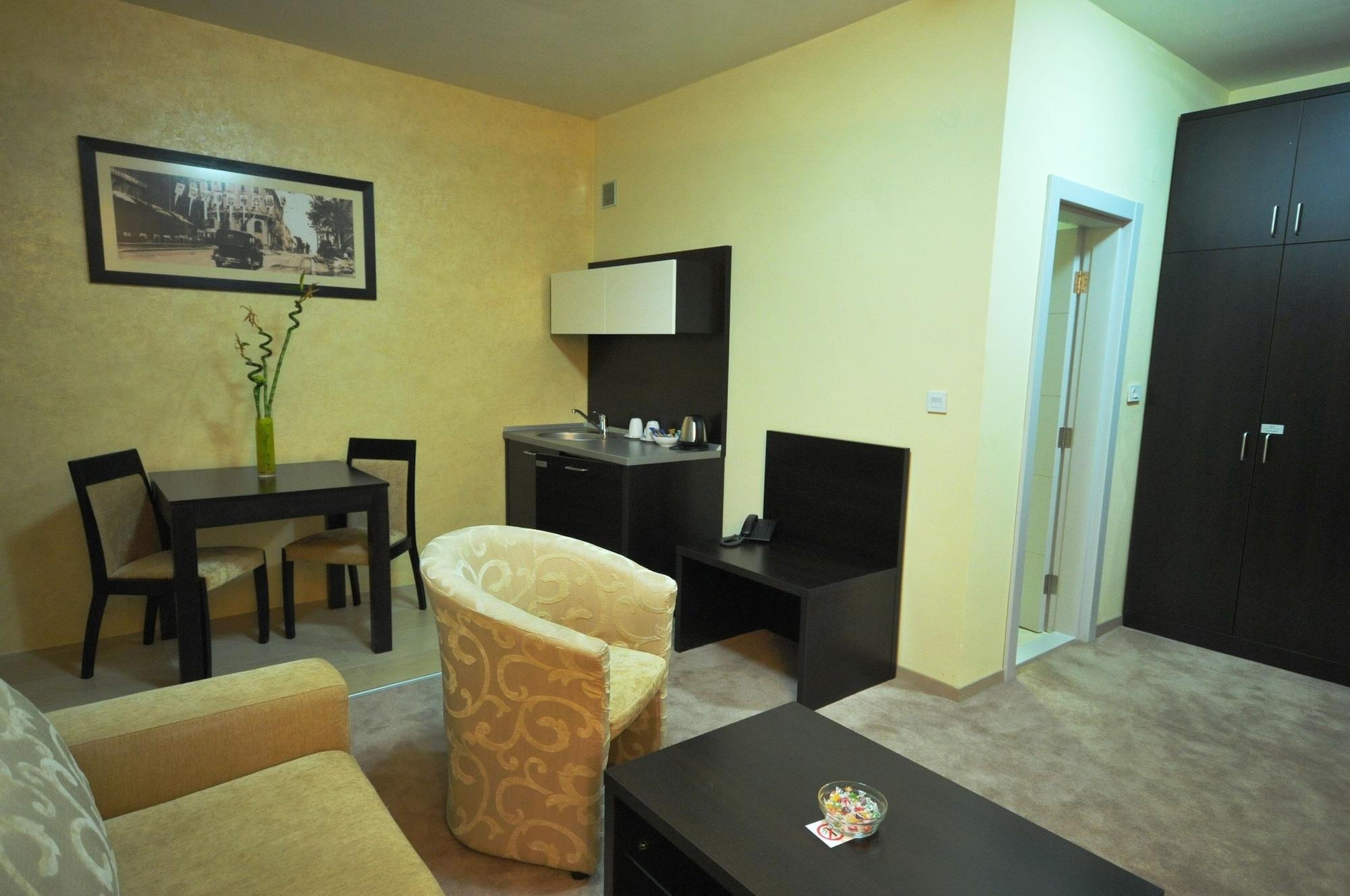Garni Nevski Hotel