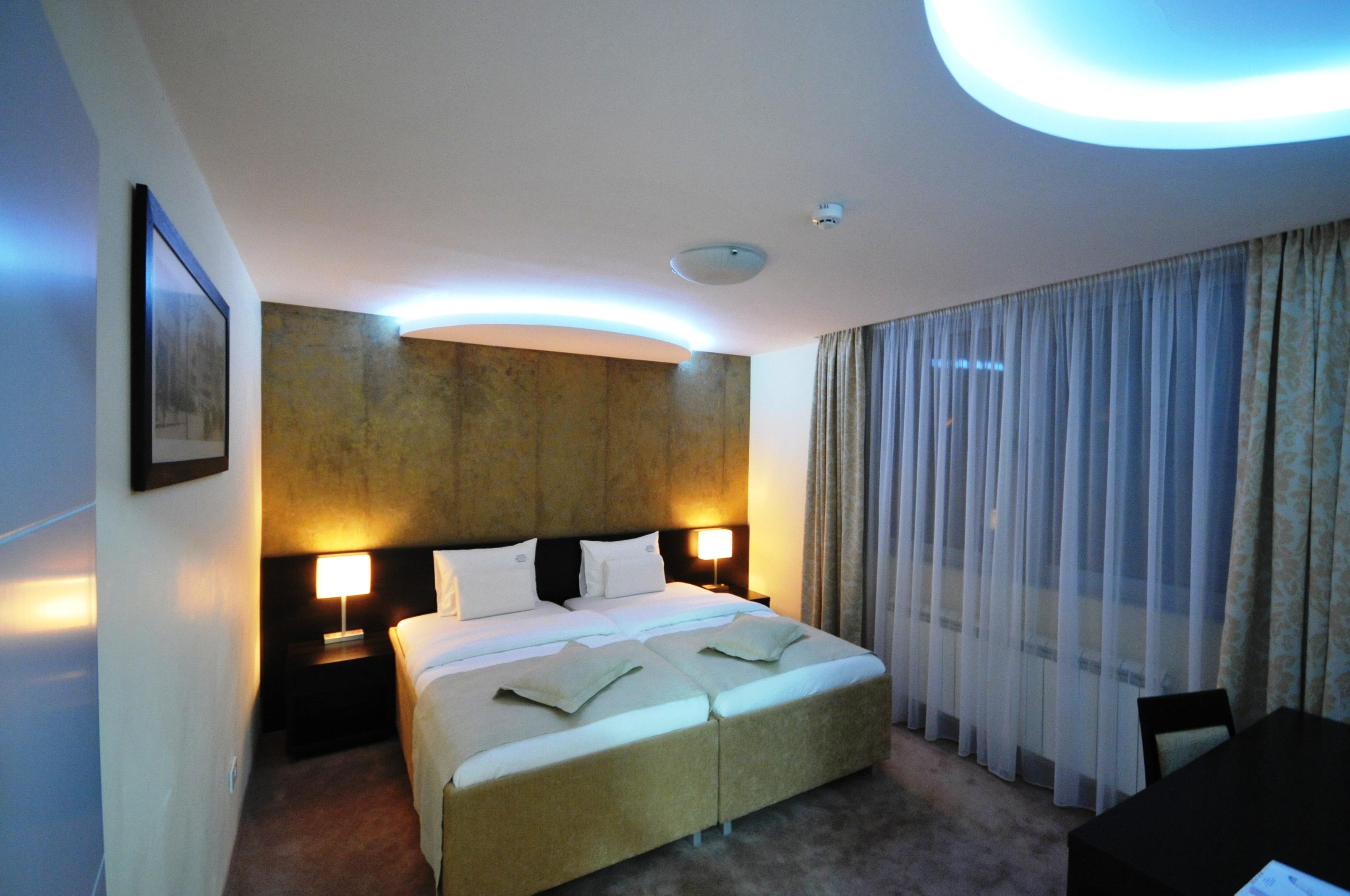 Garni Nevski 4*