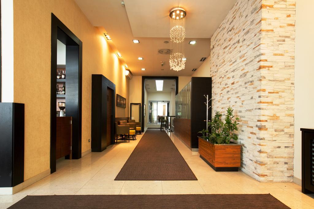 Hotel Garni Nevski 4*